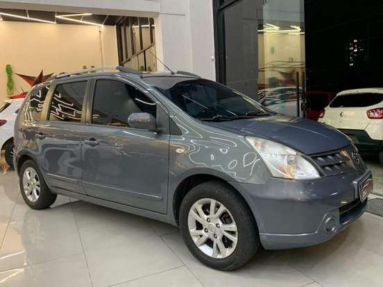 NISSAN-LIVINA-1.8 S 16V FLEX 4P AUTOMÁTICO NISSAN-LIVINA-2013