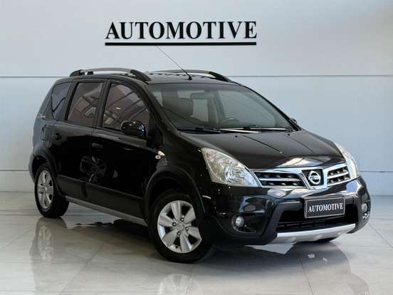 NISSAN-LIVINA-2012