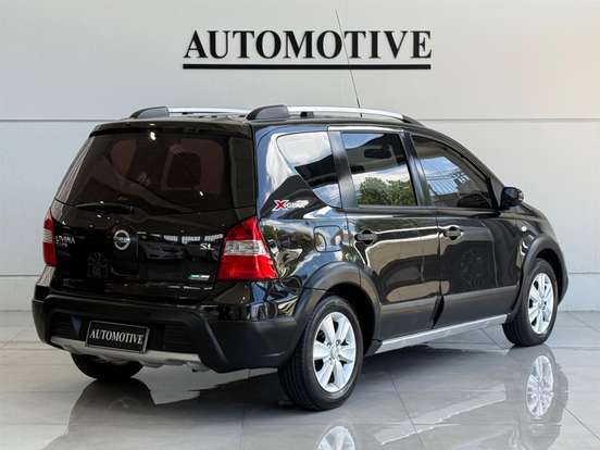 NISSAN-LIVINA-2012