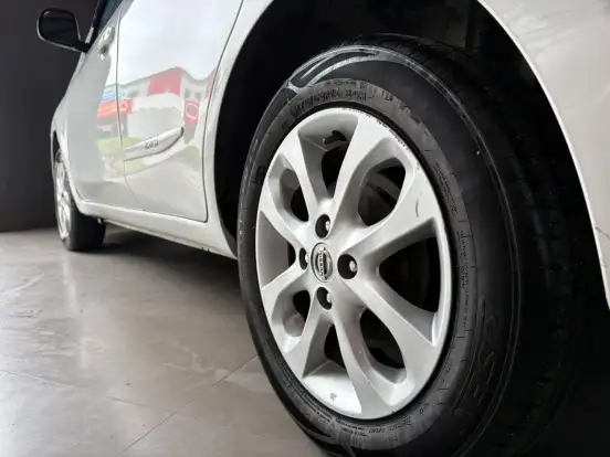 NISSAN-MARCH-1.6 SV 16V FLEXSTART 4P MANUAL NISSAN-MARCH-2019