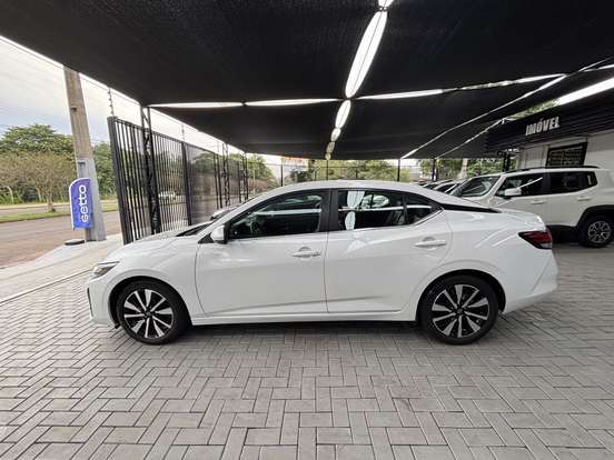 NISSAN-SENTRA-2024