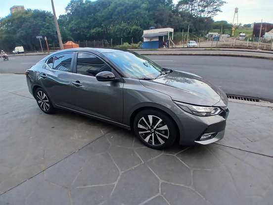 NISSAN-SENTRA-2023