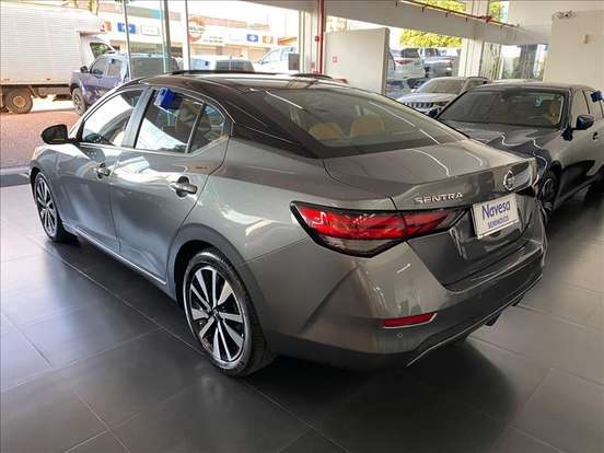 NISSAN-SENTRA-2023