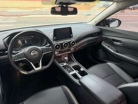 NISSAN-SENTRA-2023
