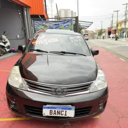 NISSAN-TIIDA-2013