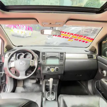 NISSAN-TIIDA-2013