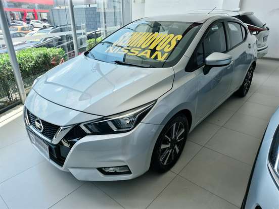 NISSAN-VERSA-2022