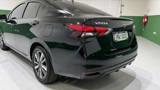 NISSAN-VERSA-2025