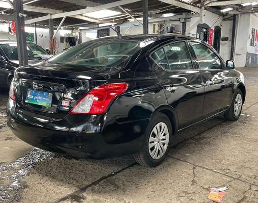 NISSAN-VERSA-2014