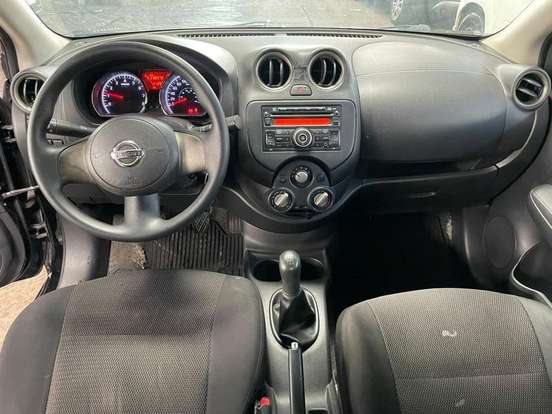 NISSAN-VERSA-2014
