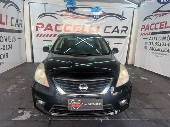NISSAN-VERSA-2012