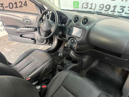 NISSAN-VERSA-2012