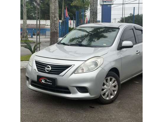 NISSAN-VERSA-2013
