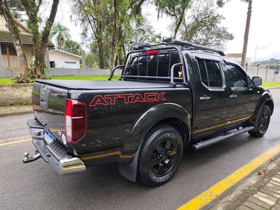 NISSAN-FRONTIER-2013