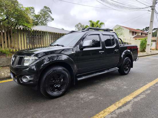 NISSAN-FRONTIER-2.5 SV ATTACK 4X4 CD TURBO ELETRONIC DIESEL 4P MANUAL NISSAN-FRONTIER-2013