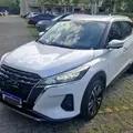 NISSAN KICKS 1.6 16V FLEXSTART EXCLUSIVE XTRONIC NISSAN KICKS 1.6 16V FLEXSTART EXCLUSIVE XTRONIC