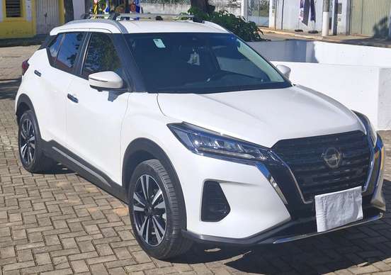 NISSAN-KICKS-2022
