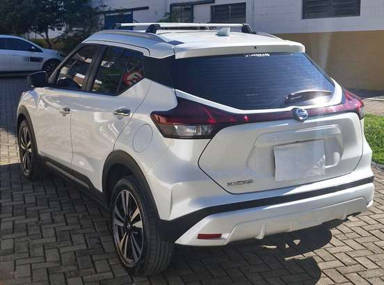 NISSAN-KICKS-2022