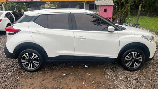 NISSAN-KICKS-2017