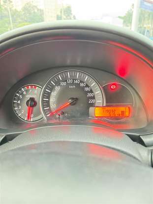 NISSAN-MARCH-1.6 S 16V FLEXSTART 4P MANUAL NISSAN-MARCH-2016
