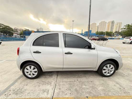 NISSAN-MARCH-2016