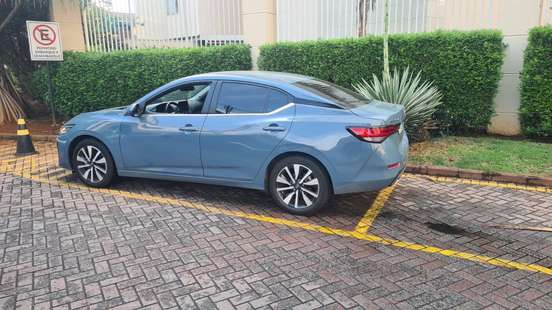 NISSAN-SENTRA-2024