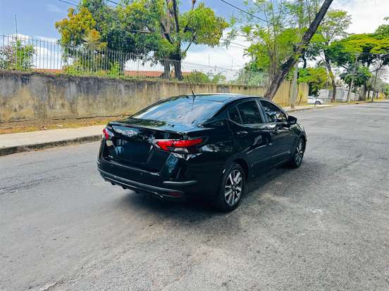 NISSAN-VERSA-2025