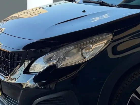 PEUGEOT-2008-2021
