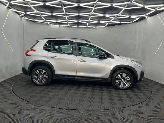 PEUGEOT-2008-2022