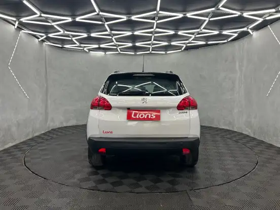 PEUGEOT-2008-2022