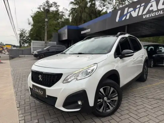 PEUGEOT-2008-2021