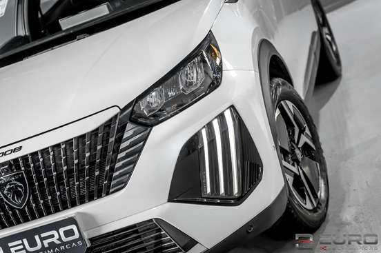 PEUGEOT-2008-2026