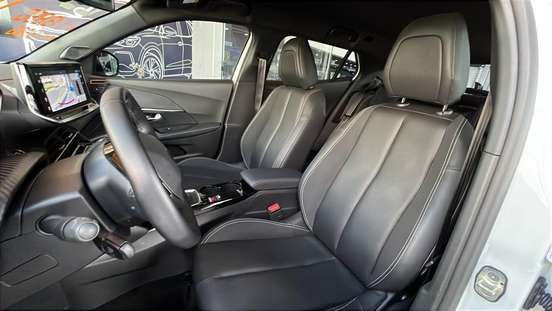 PEUGEOT-2008-2025
