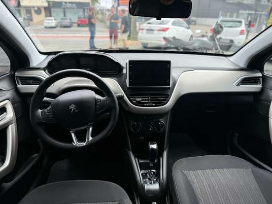 PEUGEOT-2008-2021