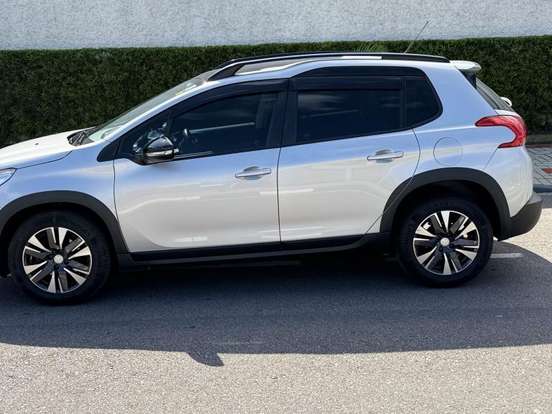 PEUGEOT-2008-1.6 16V FLEX GRIFFE 4P AUTOMÁTICO PEUGEOT-2008-2019