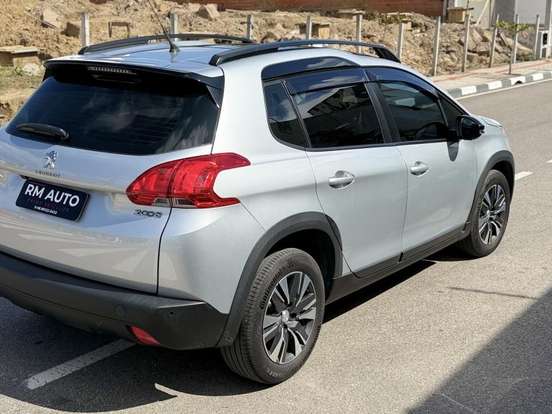 PEUGEOT-2008-1.6 16V FLEX GRIFFE 4P AUTOMÁTICO PEUGEOT-2008-2019