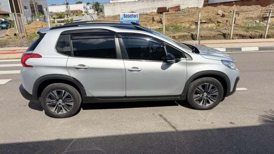 PEUGEOT-2008-1.6 16V FLEX GRIFFE 4P AUTOMÁTICO PEUGEOT-2008-2019