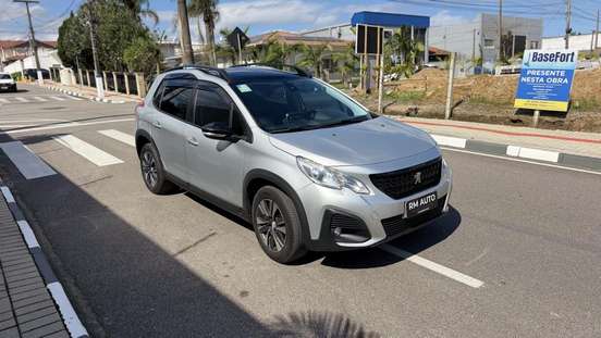 PEUGEOT-2008-2019