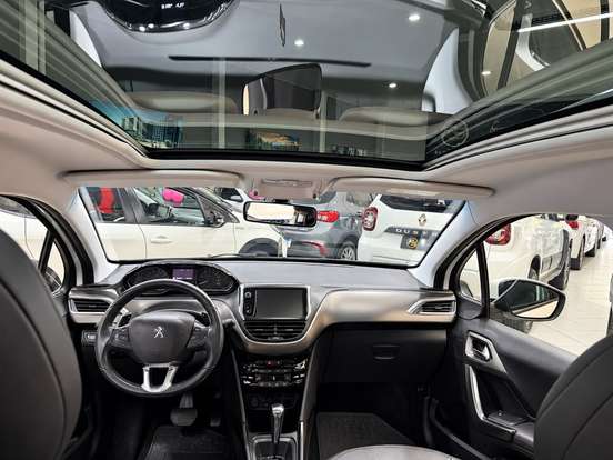 PEUGEOT-2008-2015