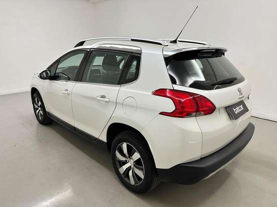 PEUGEOT-2008-2015