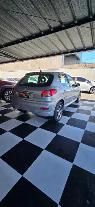 PEUGEOT-207-2012