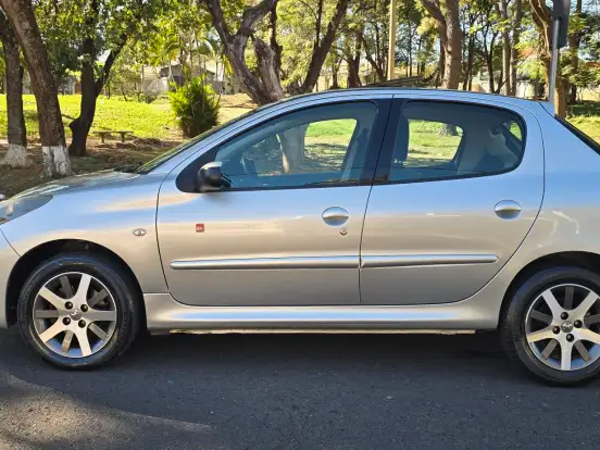 PEUGEOT-207-1.6 QUIKSILVER 16V FLEX 4P MANUAL PEUGEOT-207-2012