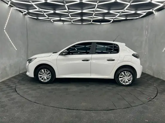 PEUGEOT-208-2023