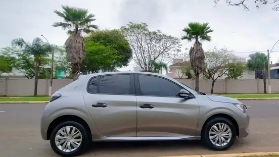 PEUGEOT-208-2023