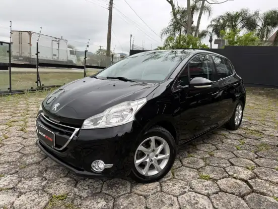 PEUGEOT-208-2015