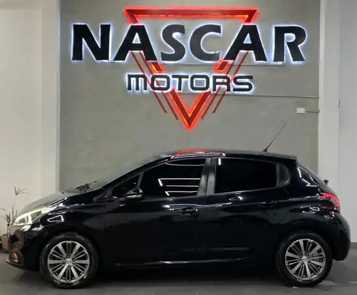 PEUGEOT-208-2019