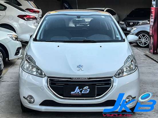 PEUGEOT-208-2014