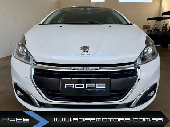 PEUGEOT-208-2017