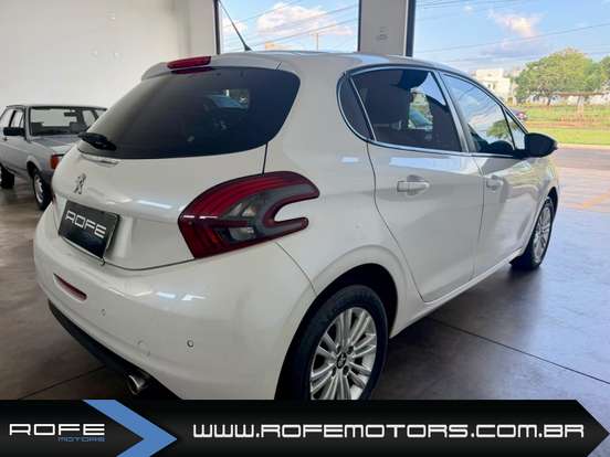 PEUGEOT-208-1.6 ALLURE 16V FLEX 4P AUTOMÁTICO PEUGEOT-208-2017