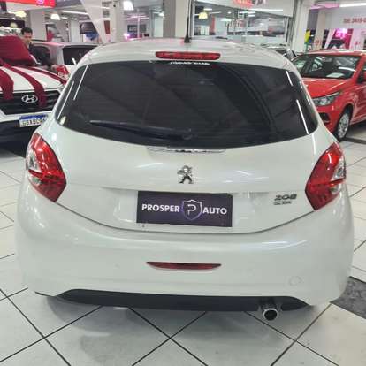 PEUGEOT-208-1.6 GRIFFE 16V FLEX 4P AUTOMÁTICO PEUGEOT-208-2015